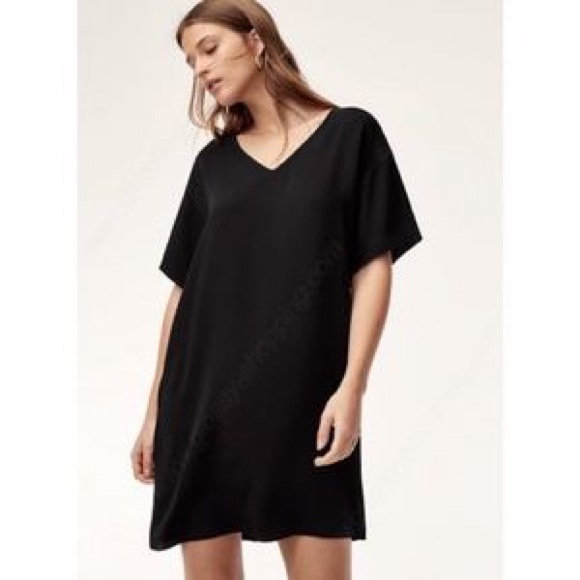 Aritzia | Babaton Kelly Green Dress - Picture 3 of 5